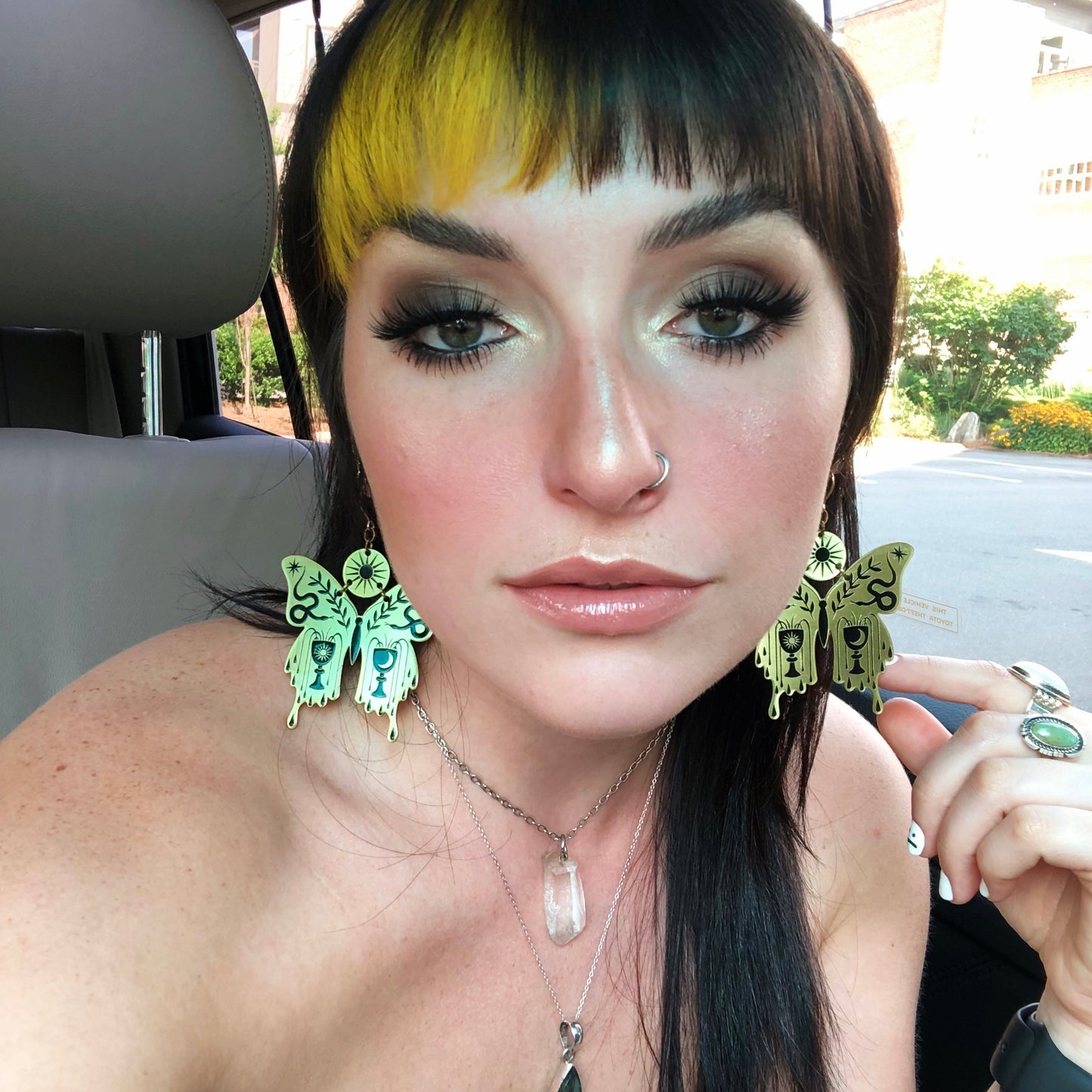 Mariposa - Earrings (2D) - While Odin Sleeps