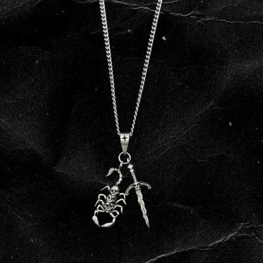 Dolus Necklace