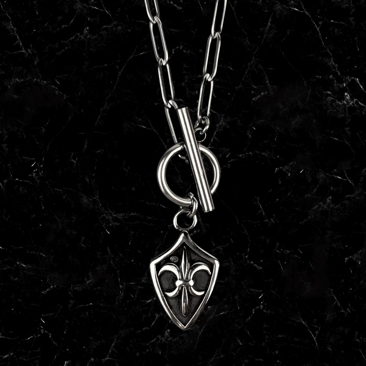 Juego de pendientes y collar Invicta 