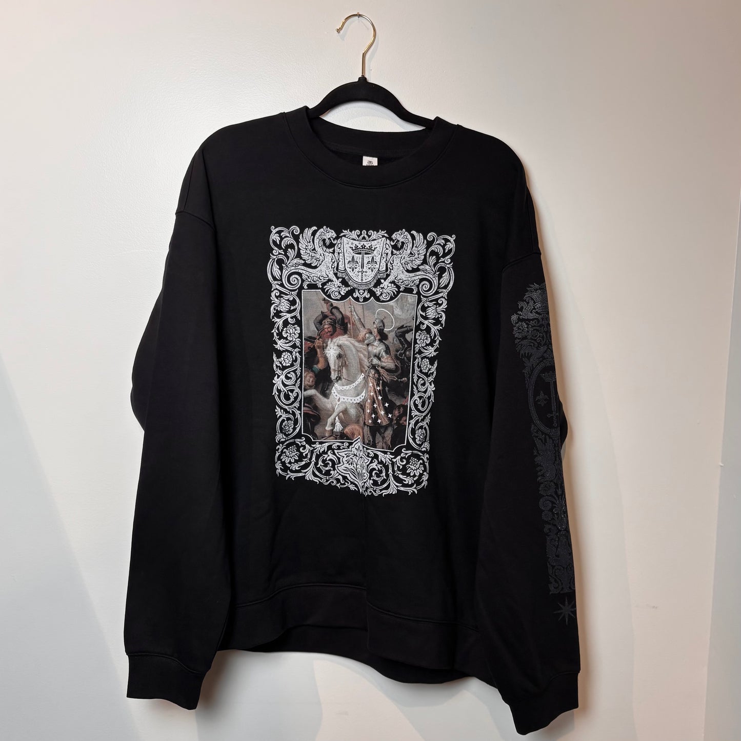 Very Flawed Sleeves Resistance Crewneck