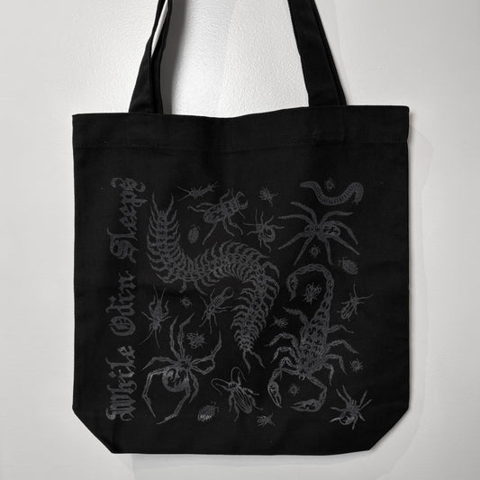 Oopsie Creepy Crawley Tote (O)